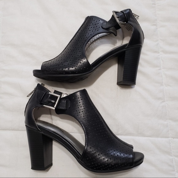 White Mountain Shoes - White Mountain chunky block heels